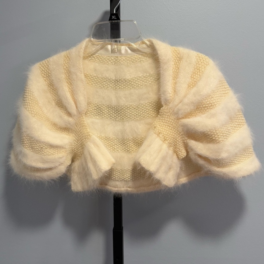 Unbranded Ivory and Cream Colored Winter Weather Shaw Shrug